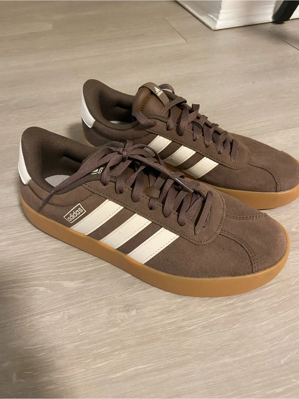 adidas Men’s Suede Sneakers in Brown with White Stripes. New without box.